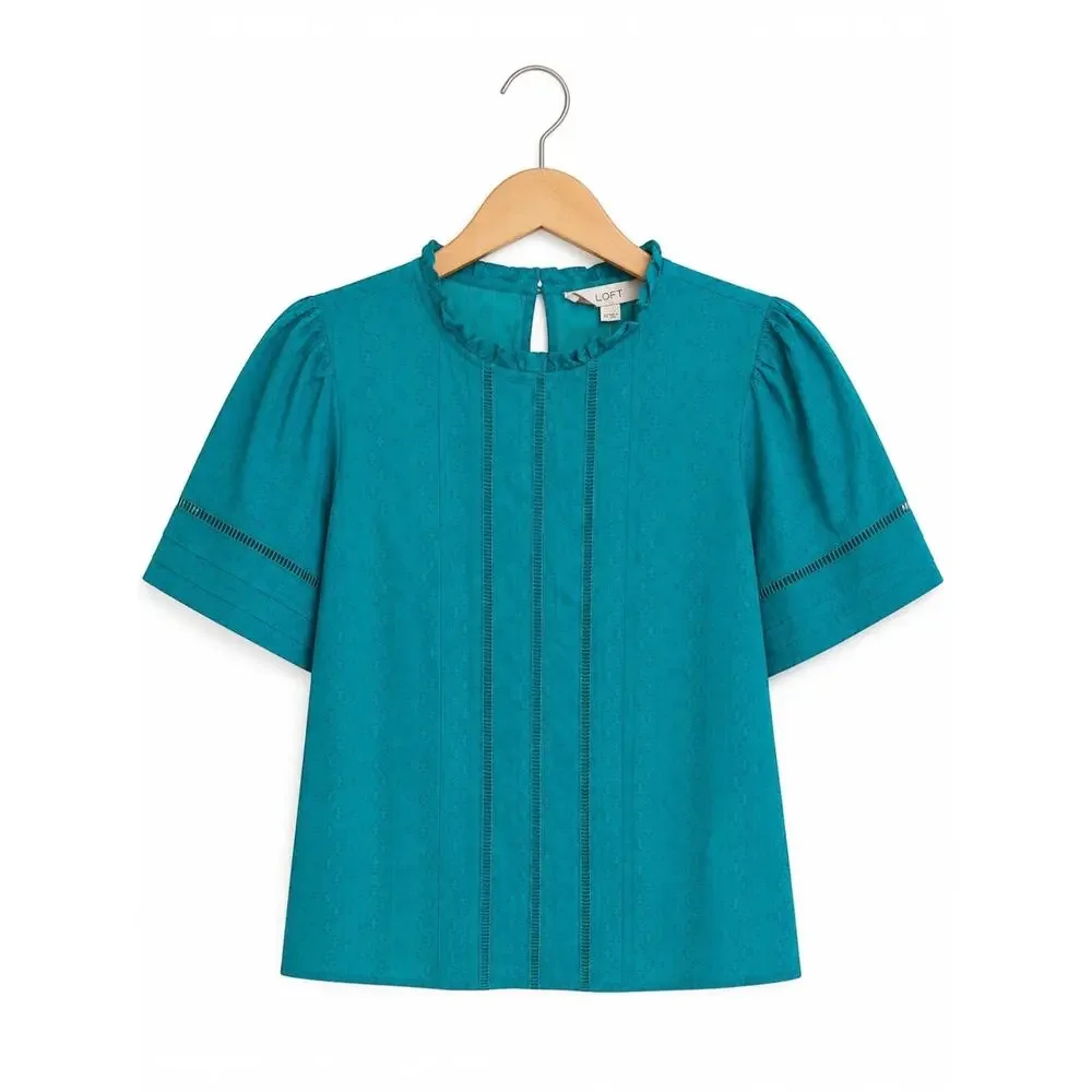 LOFT Green Eyelet Blouse XS 100% Cotton Ruffle Neck Puff Sleeve